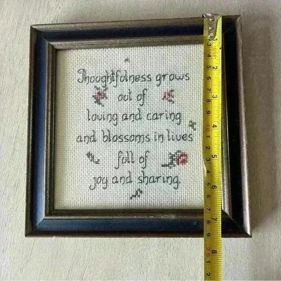 Vintage 80’s framed needlepoint Cross Stich - Picture 4 of 4